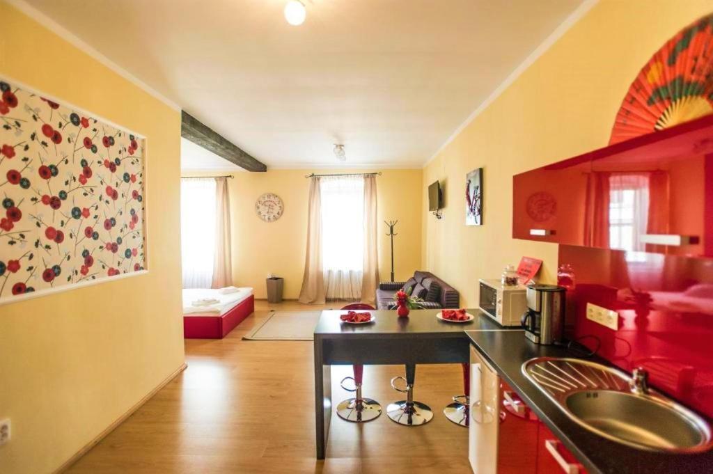 Apartment Tribunei